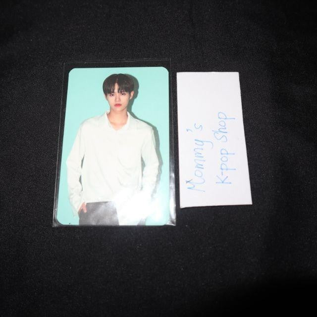 Wanna One Summer Popup Store Carrier PC Photocard