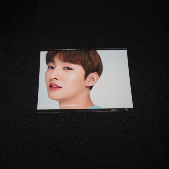 Wanna One Innisfree Lip Balm PC Photocard Postcard